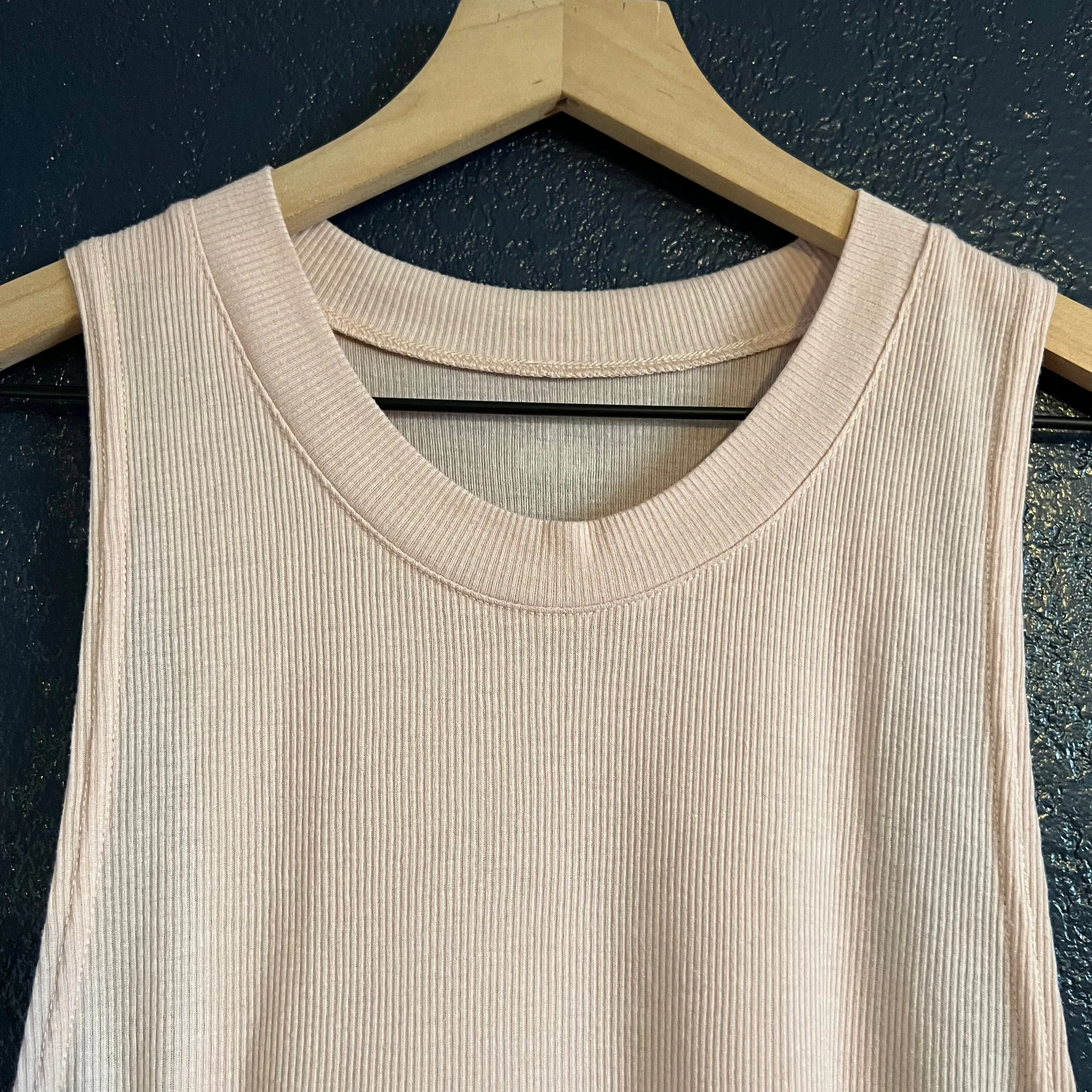 Alo Yoga Ribbed Knit Muscle Tank