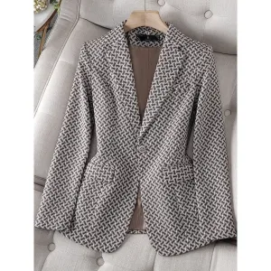 CAROLINE SUITS Women's Elegant Stylish Fashion Office Professional Woven Brown Plaid Blazer Jacket