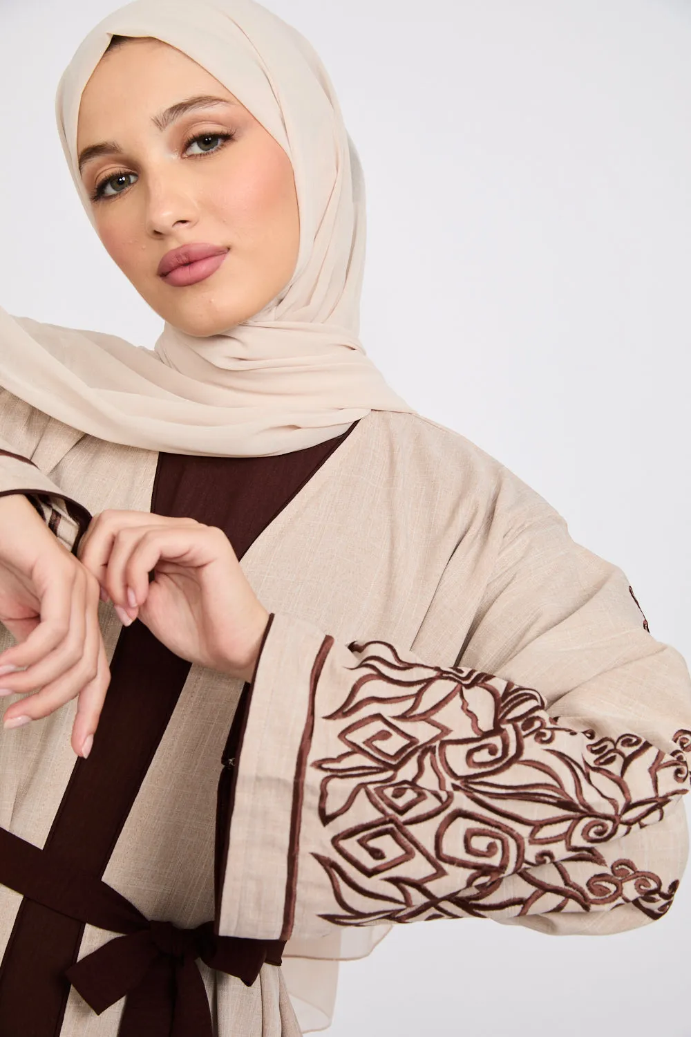 Four Piece Contrast Embroidered Sleeve Open Abaya Set - Spiced Cappucino