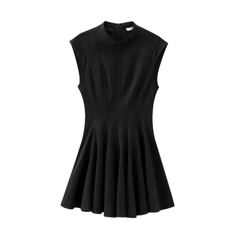 McKay - Flattering mini dress